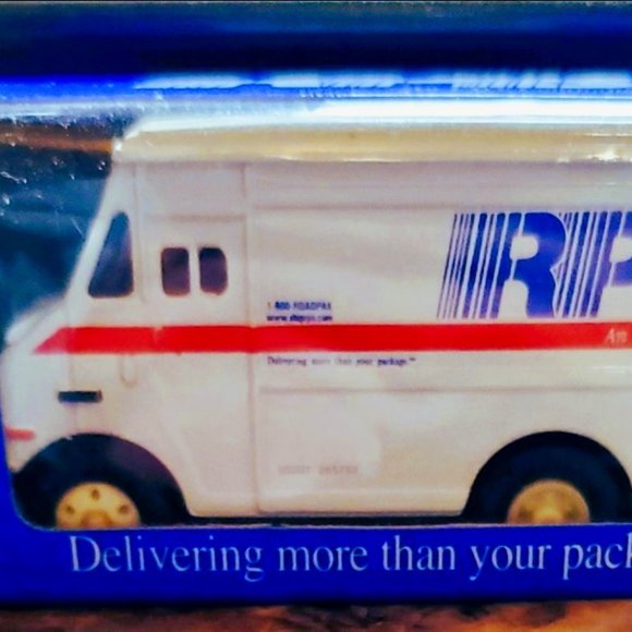 RPS Roadway Packaging System Diecast Step Van 1:64 Scale New in Box - Picture 2 of 6